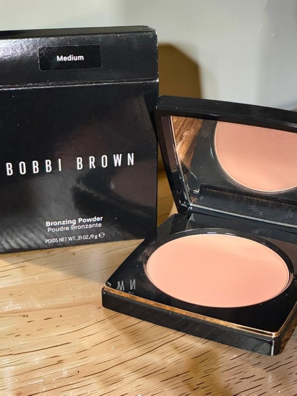 Bobbi Brown Bronzing Powder in Medium